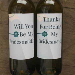 Grey bridesmaid wine label / Will you be my bridesmaid image 1