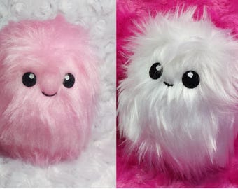 Plush Faux Fur Marshmallow Pink or White keyring, keychain, bag charm, gift, cute plushie.