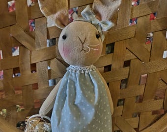 Poppy...our primitive bunny rabbit leaner.