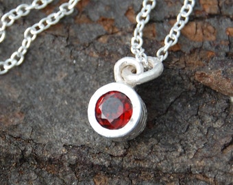 Garnet Pendant Necklace Sterling Silver January Birthstone Necklace Dainty Gemstone Necklace Dainty Necklace Garnet Pendant