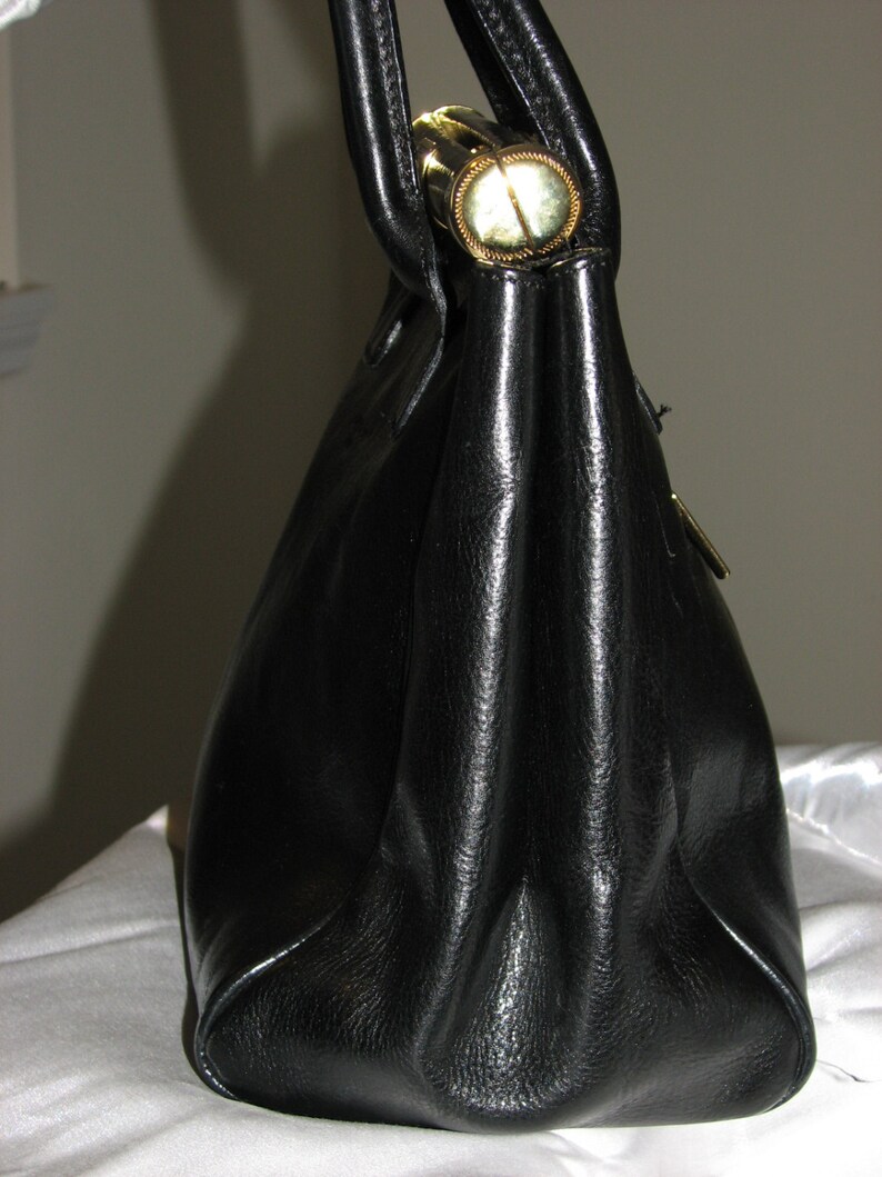 Vintage Luxury Bags Paris Las