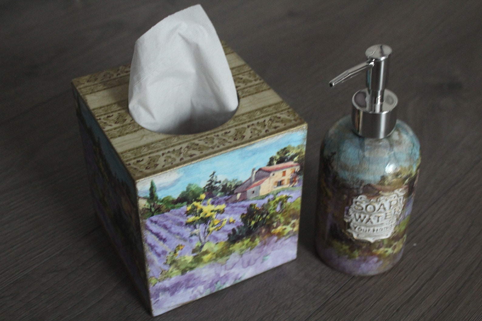 Bathroom set of 2 soap dispenser Tissue KLEENEX cover box Etsy