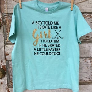 HOCKEY, hockeyshirt meisjes, girl power, skate like a girl, hockeymeisjes, hockeyshirt op maat, hockeyshirt op maat