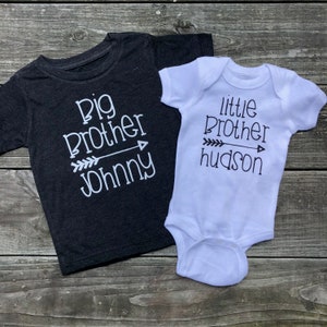 BIG LITTLE SIBLING set with name brother sister shirt arrow