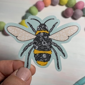 Bee Vinyl Sticker Floral Waterproof Matte | Die Cut Decal Sticker | Laptop | Tumbler | Cup | Water Bottle | Tablet