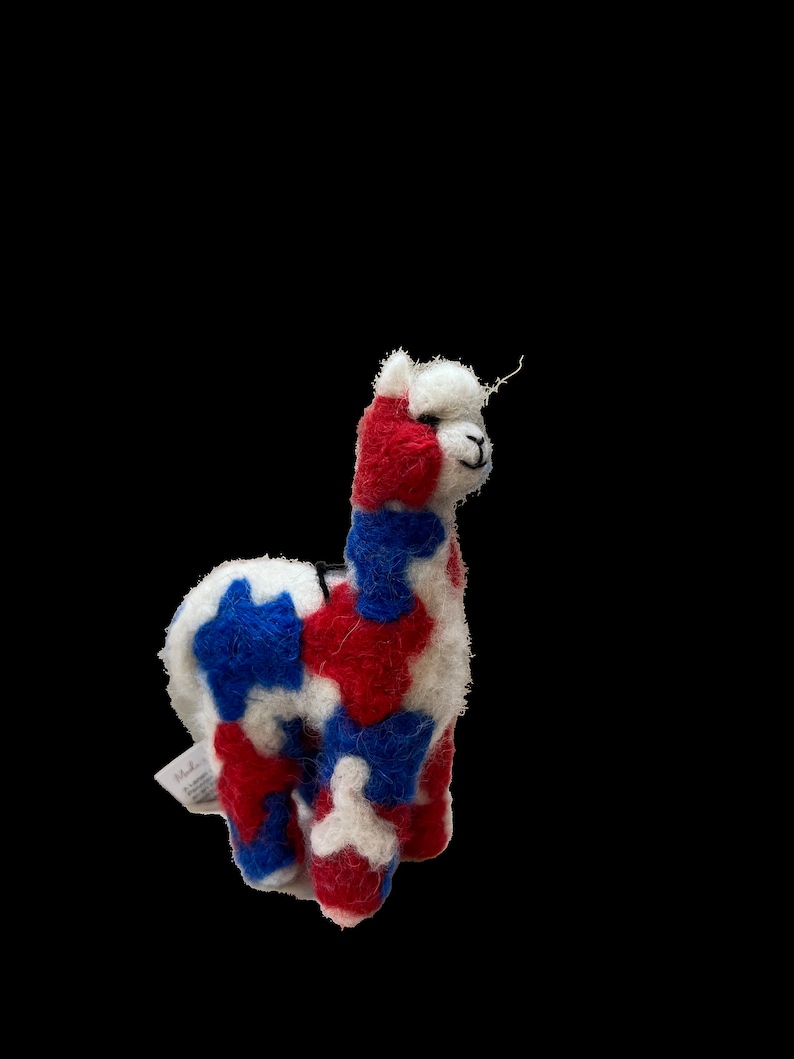 Felted Cria Huacaya Alpaca Miniature Decoration: Handmade Sculpture Ornament image 9