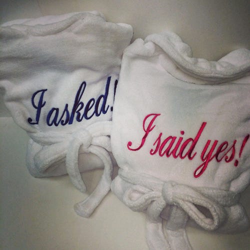 SET OF 2 Monogrammed Robes Plush Bathrobe - Monogrammed His shops and Hers Robes, Mr. and Mrs. Robes, His and Hers Sets