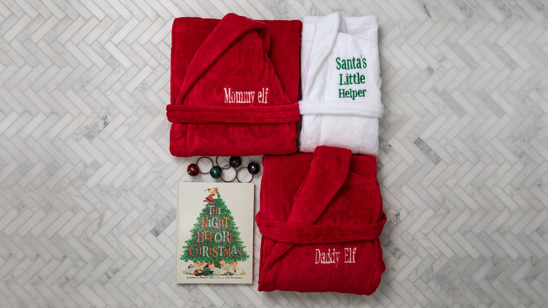 ON SALE RED Bathrobe His and Hers Bathrobes Mr. and Mrs. Etsy Canada