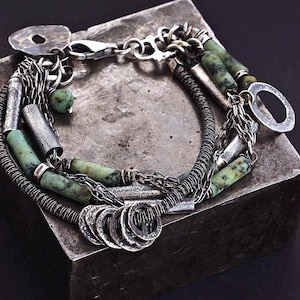 Mehrreihiges Armband mit mehrreihigem Türkis - oxidiertes Sterlingsilber