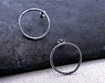 Oxidized silver circle stud earrings – brushed raw hoops