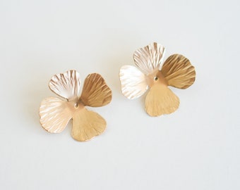 Maeve Flower Earrings