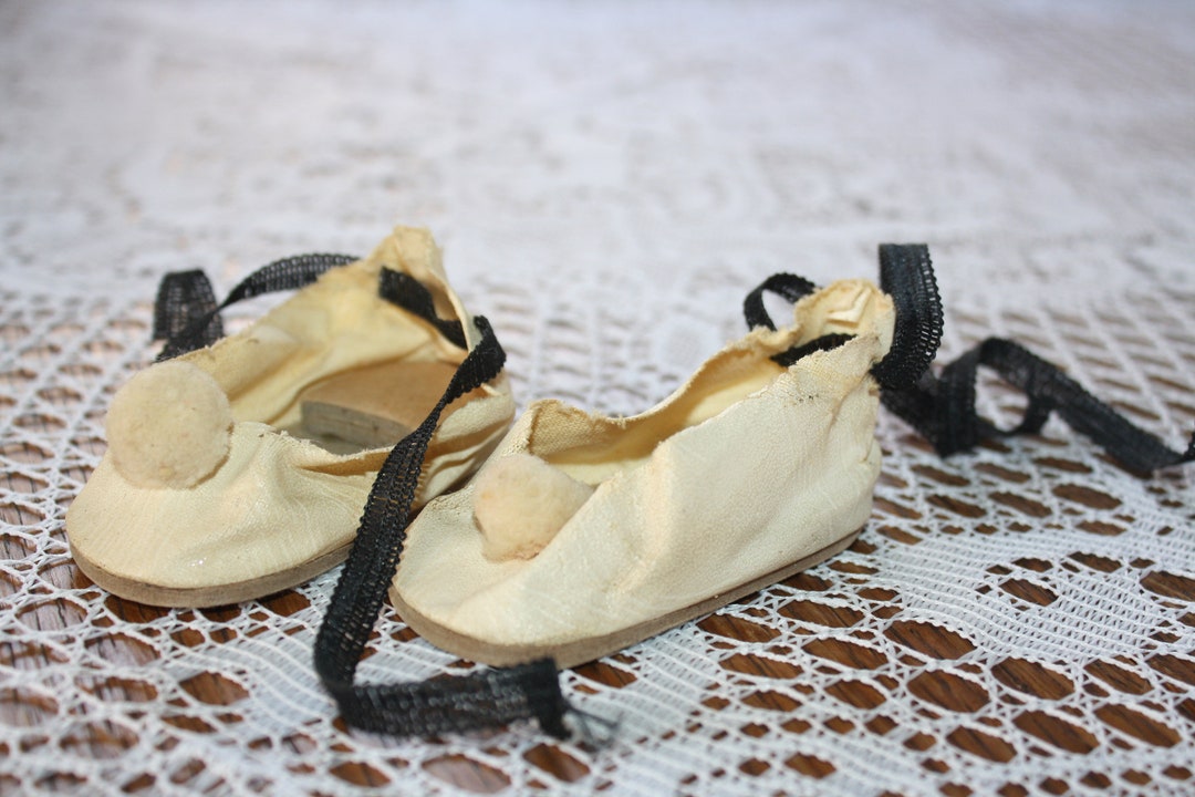 Doll Shoes 3 Inch Vintage Oilcloth Etsy