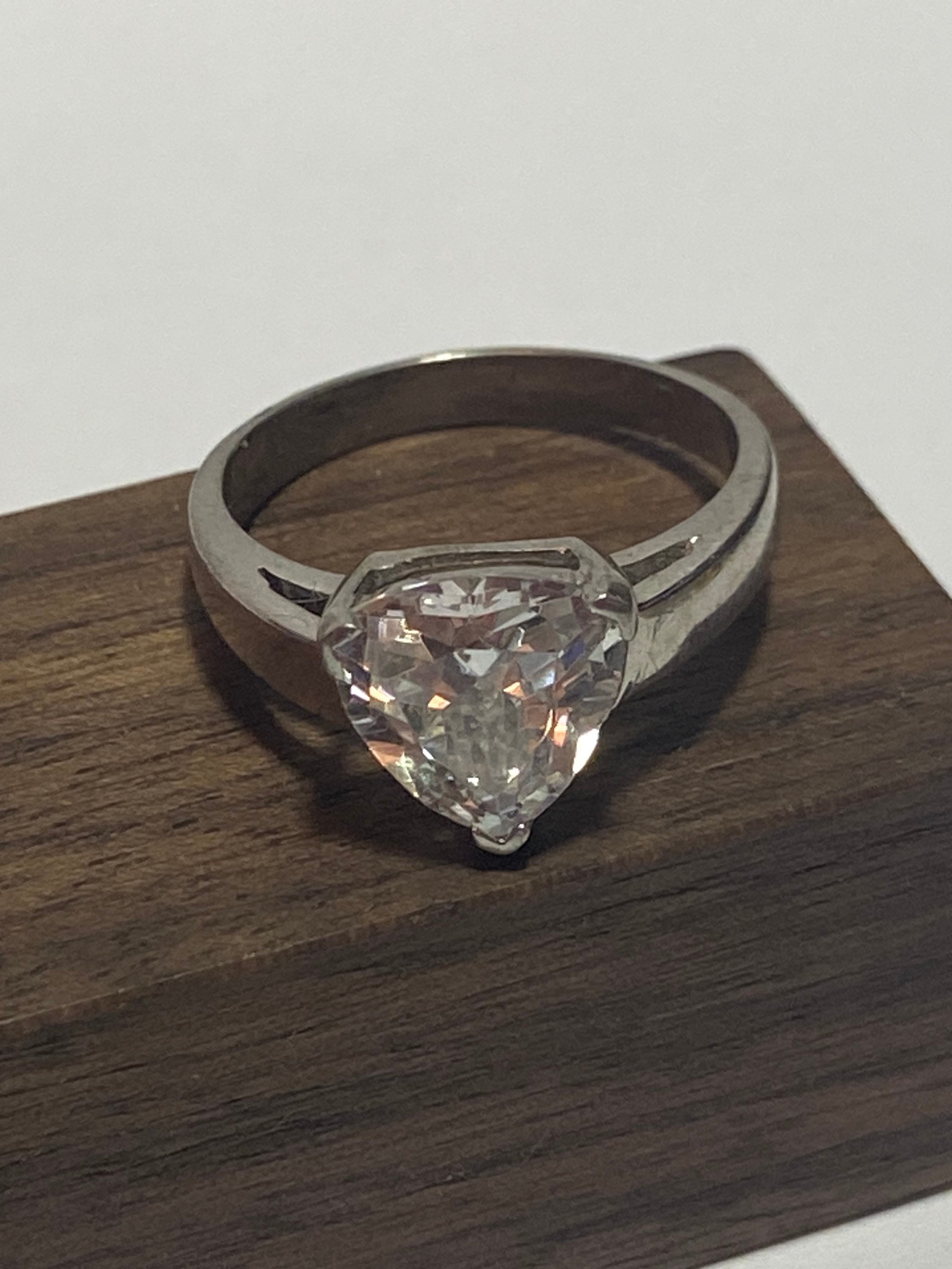 Anello solitario hotsell diamonique 100