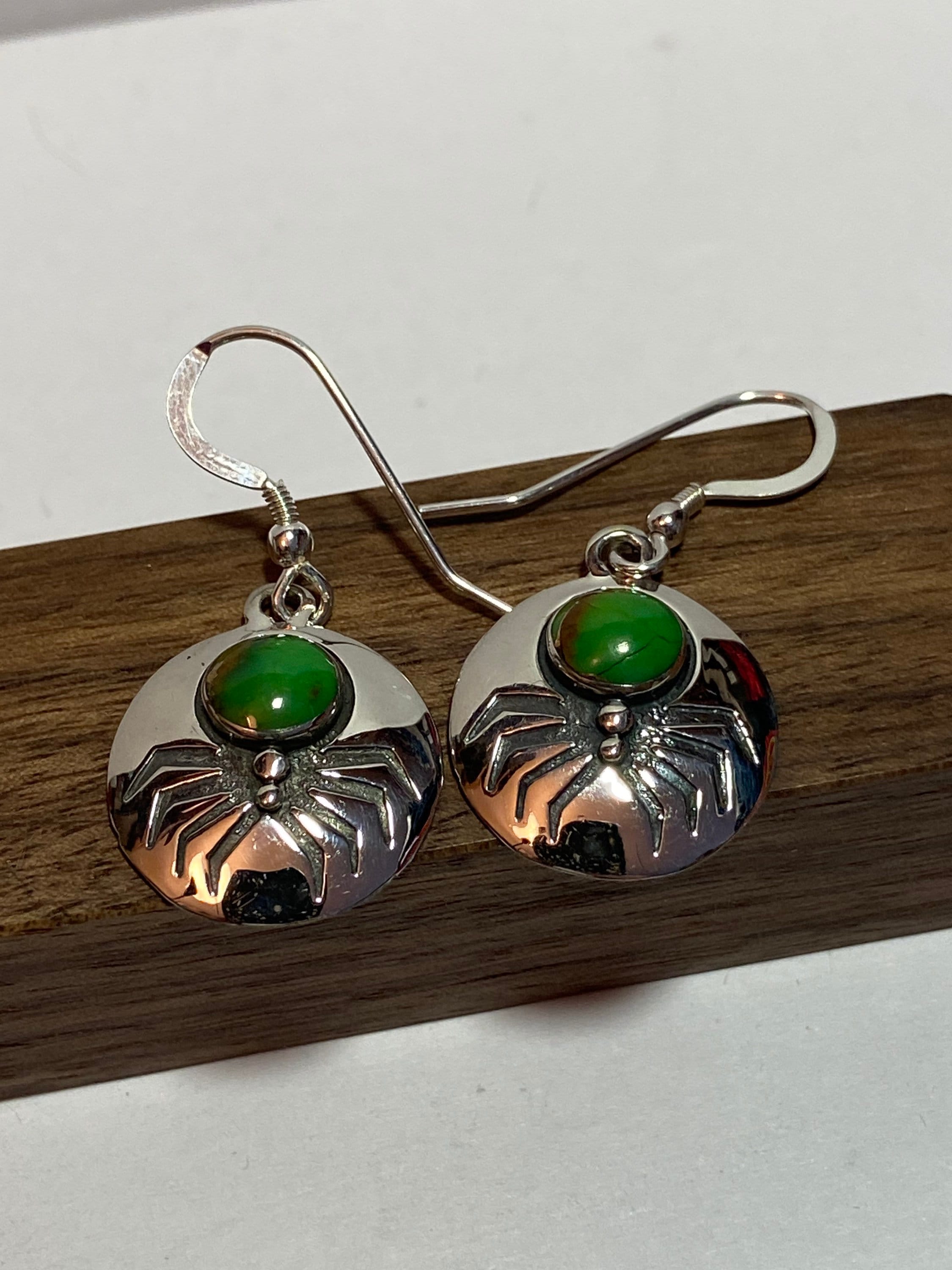 Orecchini Ragno In Argento Sterling 925 URONE - Design Ragno Con Foglia Verde, Gioiello Donne, 13x15 Mm, Con Panno Lucidante - 2