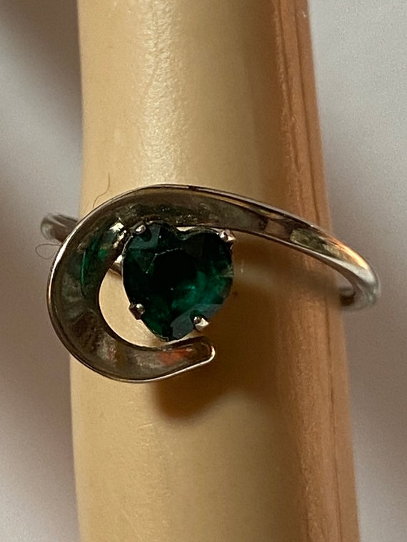 Victorian Emerald Glass Sterling Heart Ring Sz 4 P