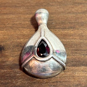 Garnet Sterling Pendant 1.5ct 925 Silver Vintage Southwestern Jewelry Art Deco Birthday Anniversary Christmas Gift Graduation Mother&#39;s Day