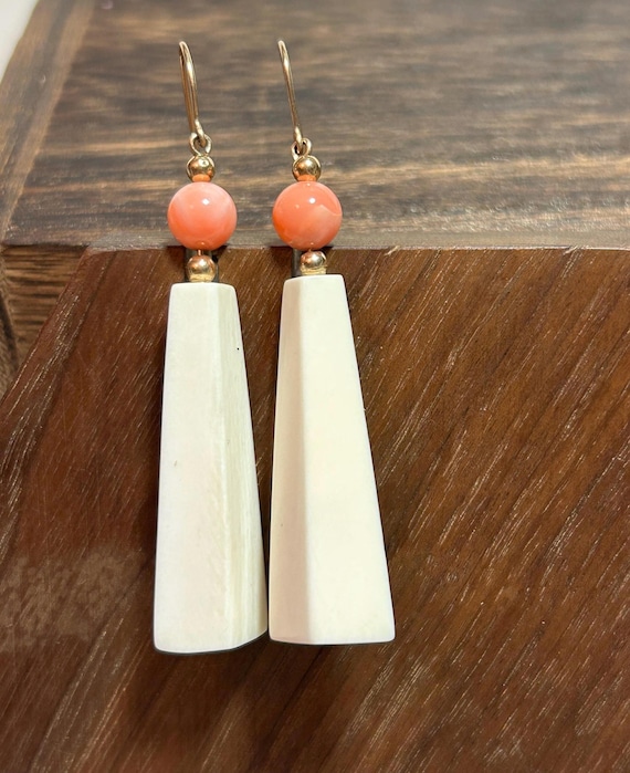 Boucles D'oreilles Anciennes En Corail Rose Peau D'ange – Monture Vermeil/argent Massif, Fermoir Dormeuse, Pendantes