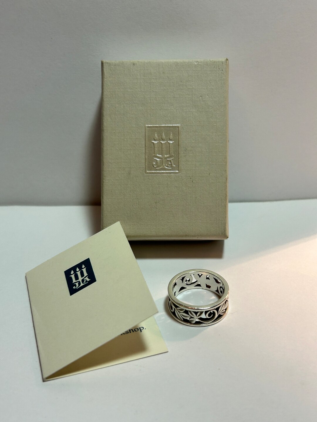 Retired James Avery Sterling Abounding Vines Ring Sz 6.5 Box Paperwork