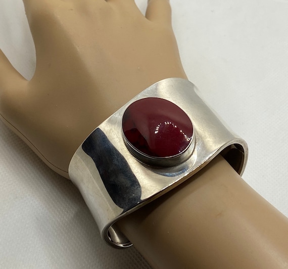 The Best Vintage Red Jasper Sterling Silver Bracelet Cuff The Best Vintage Red Jasper Sterling Silver Bracelet Cuff