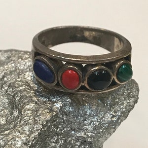 Anillo Barse Multi Stone Sterling Talla 7 Coral Rojo Lapislázuli Malaquita Ónix Anillo de Plata 925 Joyería Vintage Regalo de Cumpleaños del Suroeste Navidad
