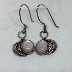 Navajo Pink Mussel Sterling Earrings 925 Silver Shell Leaves Vintage Southwestern Native Jewelry Anniversary Christmas Birthday Gift