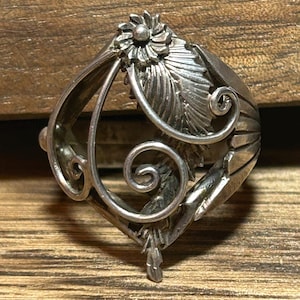 Navajo Sterling Squash Blossom Ring Sz 7.5 925 Silver Southwestern Native Vintage Jewelry Birthday Christmas Anniversary Gift Mother&#39;s Day