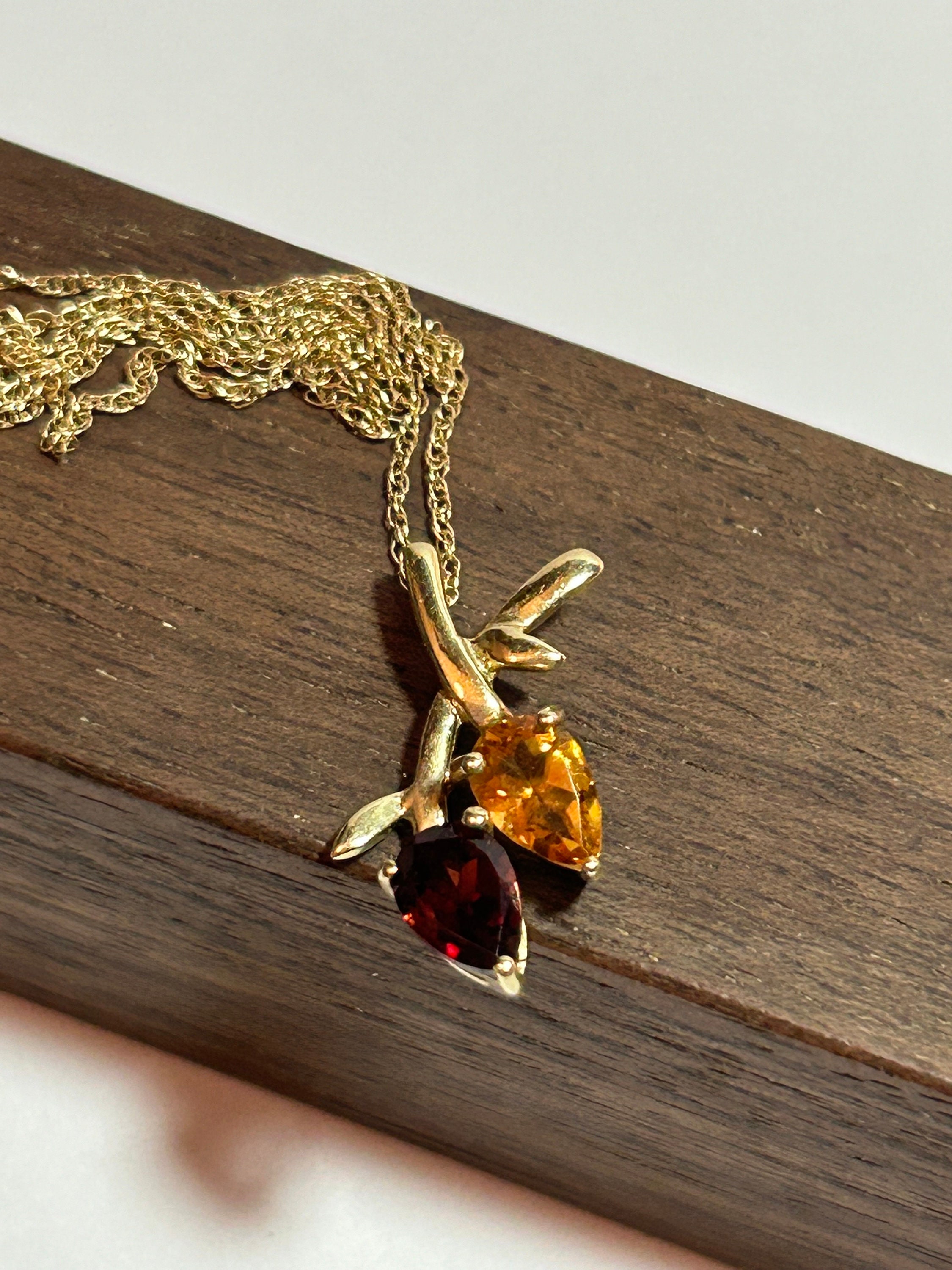 10K Garnet Citrine Necklace 18