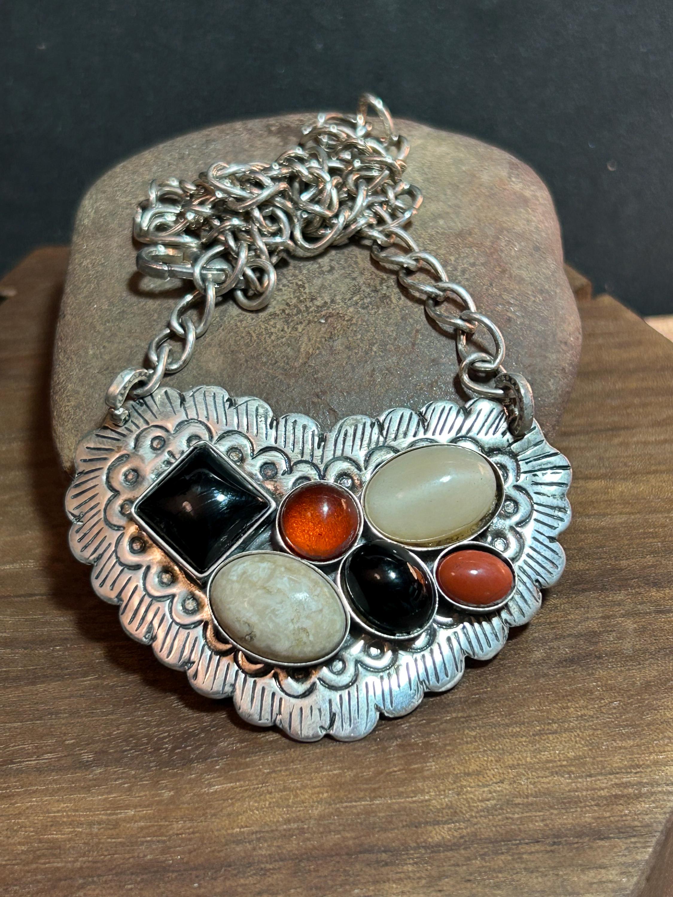 Vintage ナバホ NAVAJO シルバー925 オイスターハートペンダント