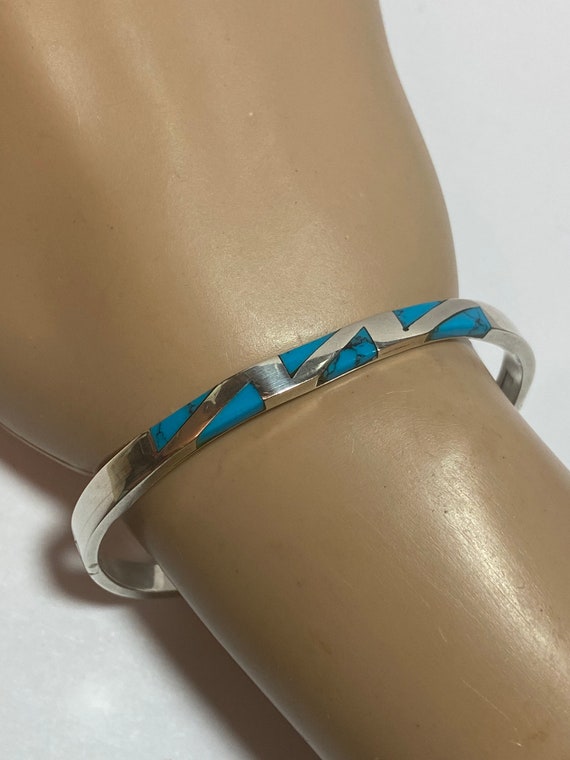 Colorful Vintage Southwestern Turquoise Sterling Silver Bracelet Colorful Vintage Southwestern Turquoise Sterling Silver Bracelet