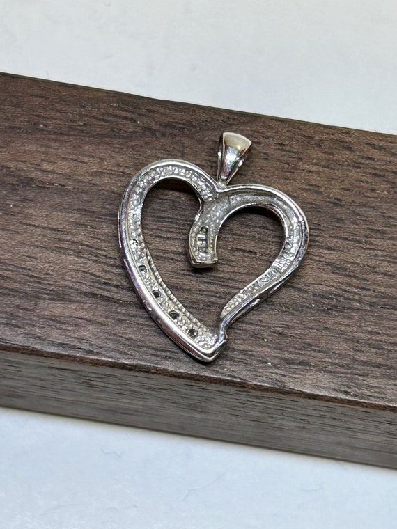 10K White Gold Diamond Heart Pendant 10KT Vintage… - image 9