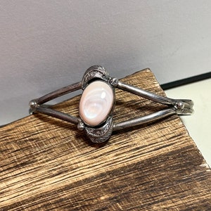 Navajo Pink Mussel Sterling Cuff Bracelet 925 Silver Shell Vintage Southwestern Native Jewelry Anniversary Holiday Christmas Birthday Gift