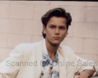 River Phoenix Tropical Shirt 4x6 Photo