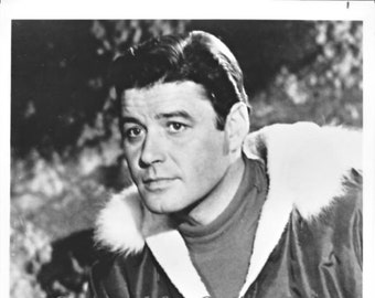 Lost in Space Guy Williams 8x10 Photo