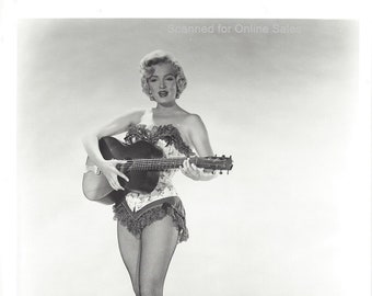 Marilyn Monroe River of No Return 8x10 Photo