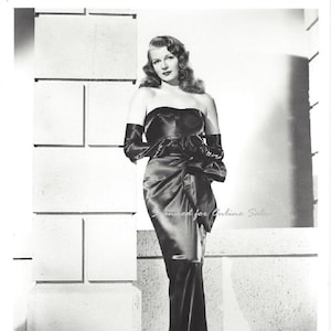 Rita Hayworth Gilda Vintage Vamp 8x10 Photo