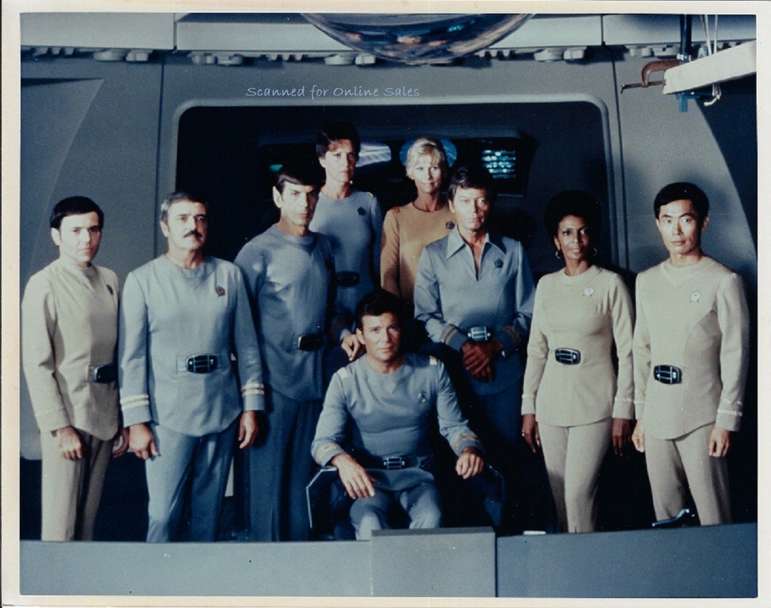 Star Trek Original Spock Mccoy Cpt Kirk Uhura Scotty Sulu Chekov ...