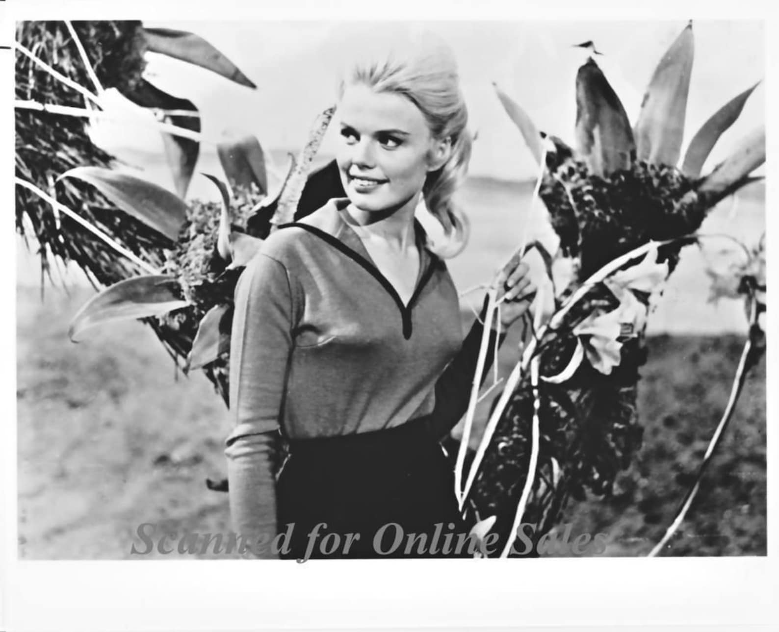 Lost in Space Marta Kristen 8x10 Photo - Etsy