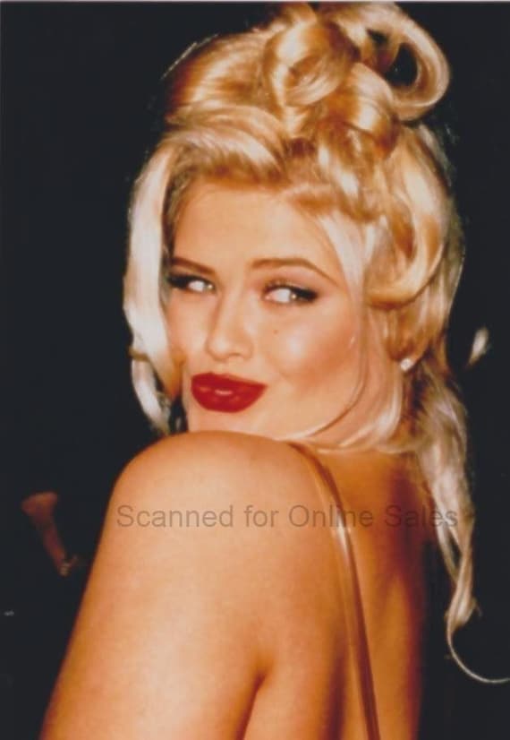 Anna nicole smith sexy pics