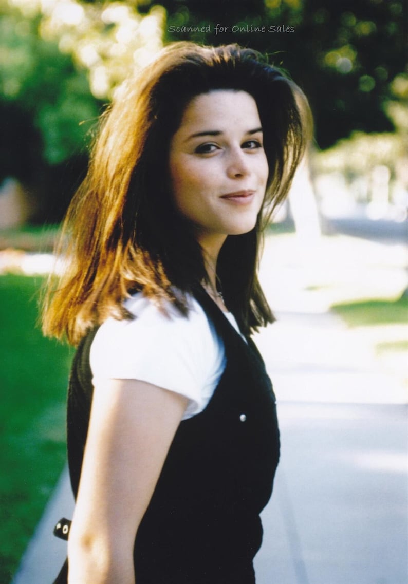 neve-campbell-the-craft-4x6-candid-photo-etsy-uk