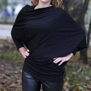 Women&#39;s tops / Asymmetrical Tunic / Long Sleeved Top / Gift for Her