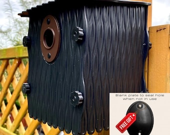 Linic Products UK Made Small Bird Nesting Box with 32mm Entrance Hole (Customisable) (S7927). Free UK Postage