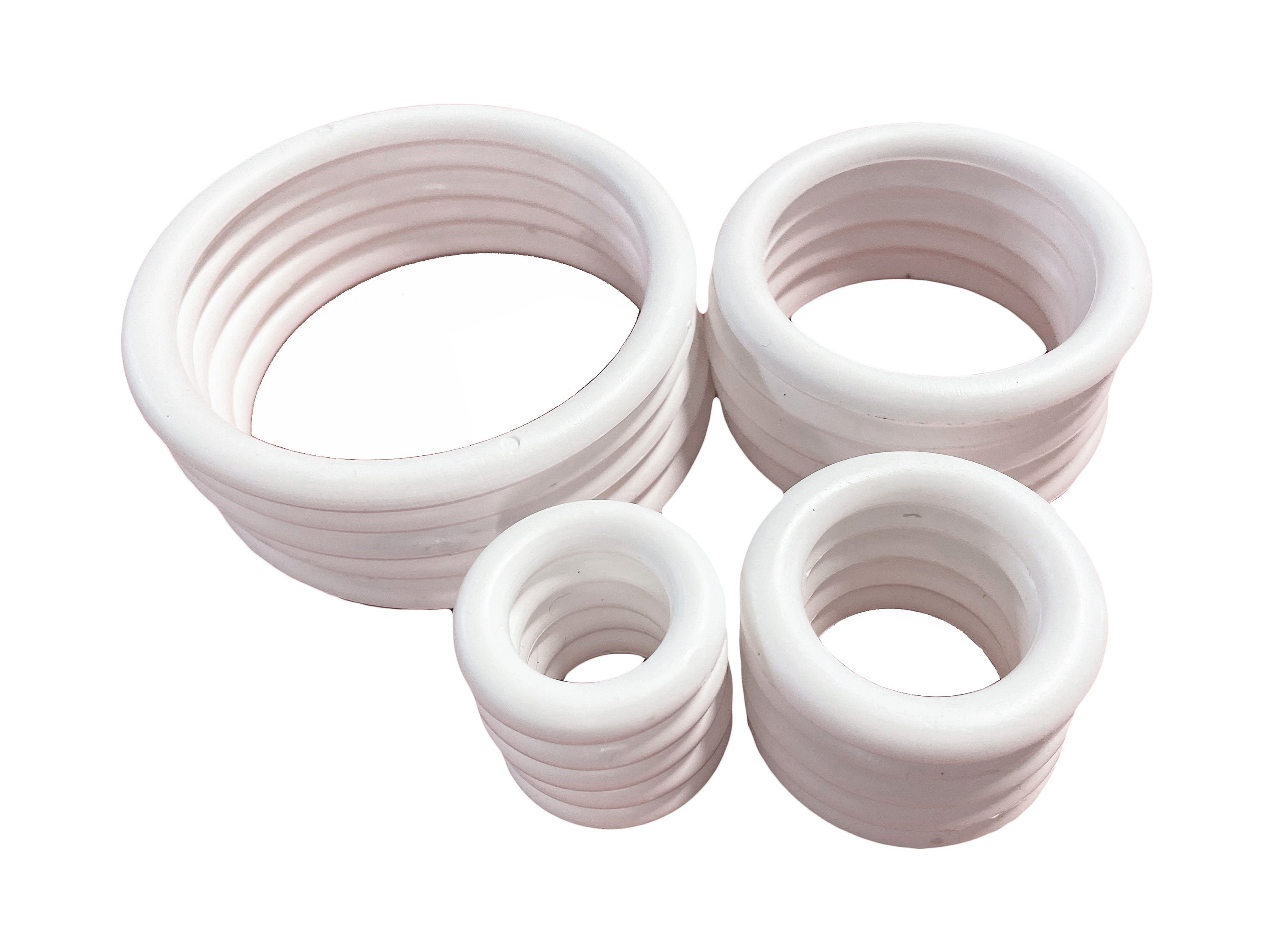 Linic Products UK Made Set x 18 Macrame Rings Plastic Various