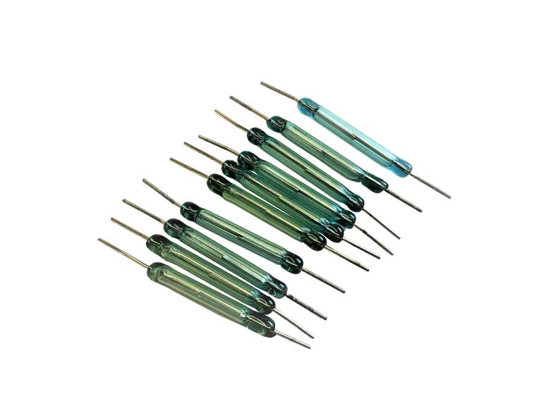 SPNO Free UK Postage. Model Railways Control Circuits E3310 Proops 10 x Magnetic Glass Reed Switches