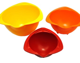 Stackable Children's Baking Mixing Bowls, Set of 3, Bright Colours.  (S7361) Free UK Postage