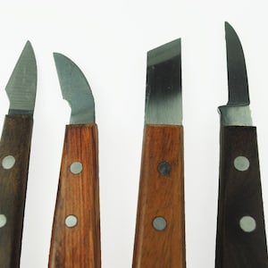 Proops Sheffield Made Set x 4 Straight, Curved, Skew Chip Carving Chisels. (W3249) Free UK Postage