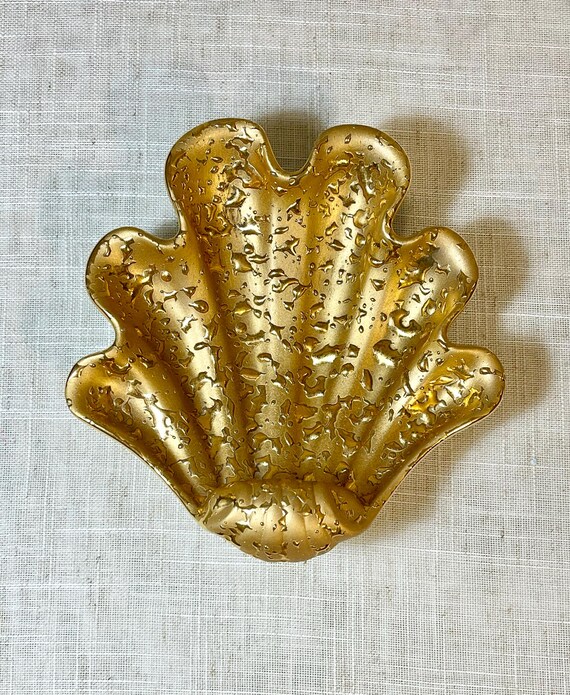 Vintage 22K Gold Clam Shell Trinket Dish - image 1