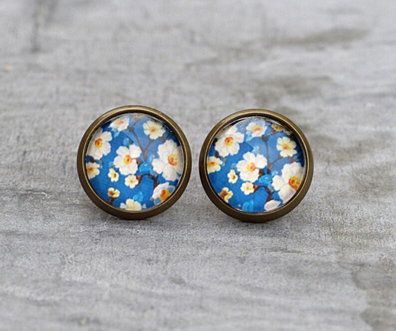 Studs Flower Painting imagen 2