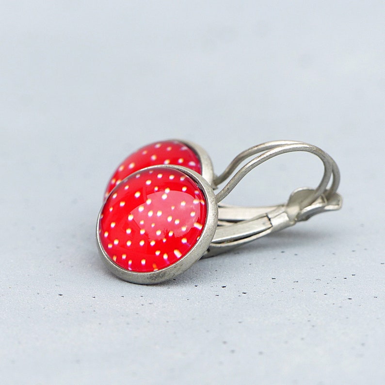 Matte silver earrings with vintage dots in red image 4