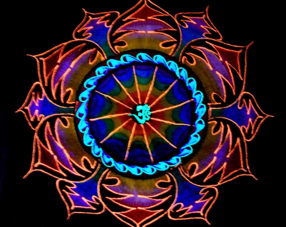 AUM Mandala t-Shirt UV reactive Embroidered, Psychedelic Unisex -  FREE Shipping