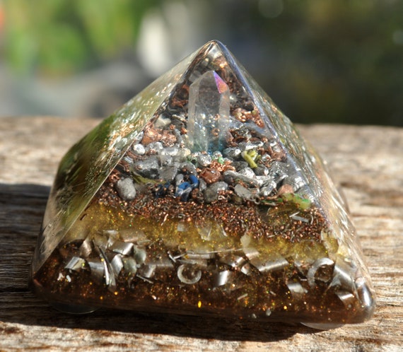 AURA Quartz Orgone Orgonite® Giza Pyramid - 114 gram - 4 Oz - FREE Delivery
